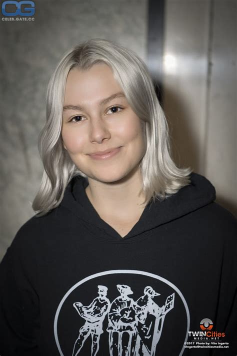 PHOEBE BRIDGERS Nude